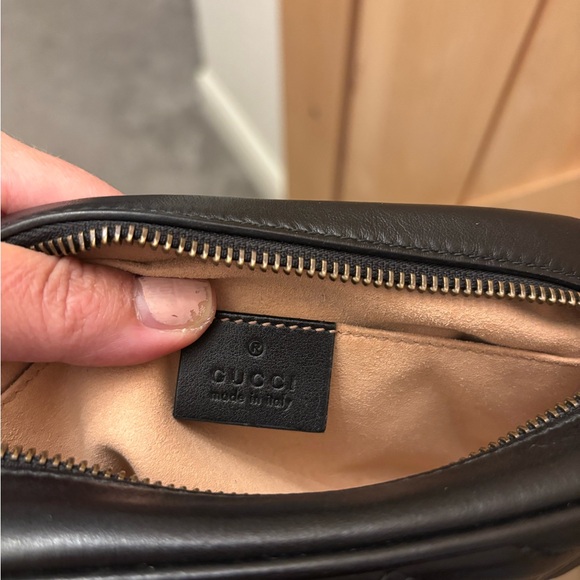 Gucci Marmont Martelasse Cross Bag Small Black - Picture 4 of 8